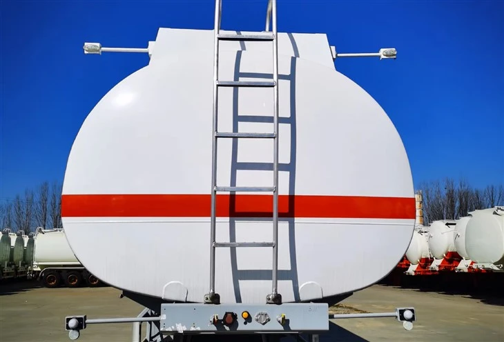 3 Axle 40000L Tank Semi Trailer